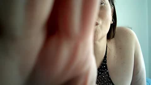 Snapshot of gabby_stone32 chatting on September 18, 2025, 6:32 pm gabby online show from September 18, 2025, 6:32 pm