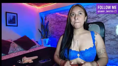 Snapshot of gabby_sweet5 chatting on November 10, 2025, 5:50 am Gabby Sweet online show from November 10, 2025, 5:50 am