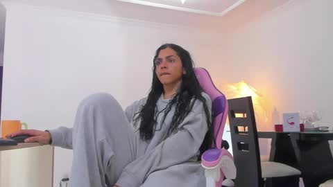 Snapshot of gabbygrey1 chatting on May 13, 2026, 10:49 pm Gabby Grey online show from May 13, 2026, 10:49 pm
