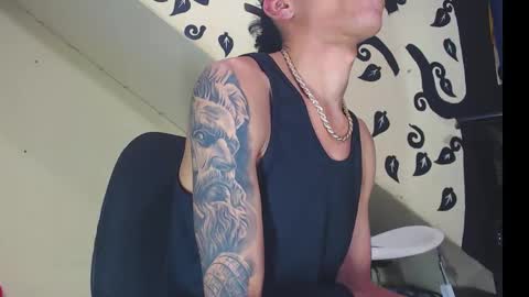 gabriel_reyes1 online show from March 11, 2026, 2:28 am