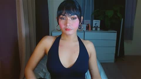 gabriela_deluxe online show from February 24, 2026, 9:35 pm