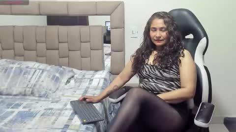 gabriela ponce online show from March 22, 2026, 3:37 pm