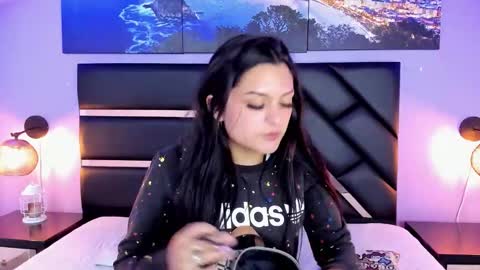 gabrielabotero online show from March 6, 2026, 8:27 pm