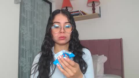 GabrielaRossa online show from February 26, 2025, 12:03 pm