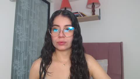 GabrielaRossa online show from March 4, 2025, 12:22 pm