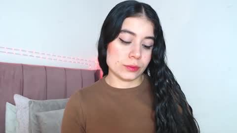 GabrielaRossa online show from July 4, 2026, 1:17 pm
