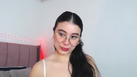 GabrielaRossa online show from July 22, 2026, 1:47 pm