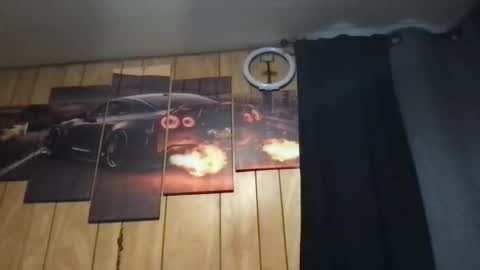 Snapshot of gabriell85 chatting on December 17, 2025, 8:15 pm the witchman online show from December 17, 2025, 8:15 pm