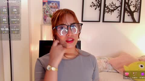 Snapshot of gabriella__tom chatting on January 5, 2025, 5:41 am Gabriella online show from January 5, 2025, 5:41 am