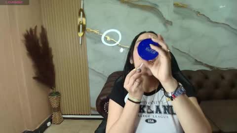 Gabriella online show from December 19, 2025, 12:45 pm