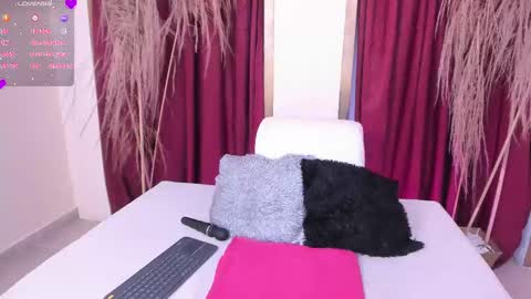 gabriellacox online show from September 18, 2025, 8:00 pm