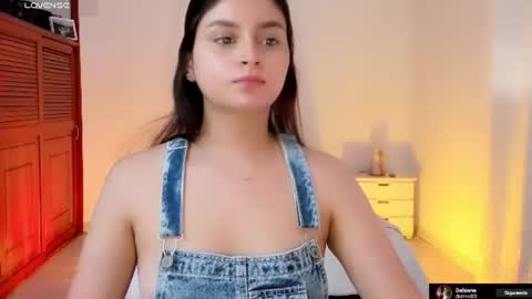 Snapshot of gabriellahoney18 chatting on June 17, 2026, 5:14 pm Gabriella online show from June 17, 2026, 5:14 pm