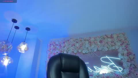 Gabriella Lee online show from May 2, 2026, 3:33 am
