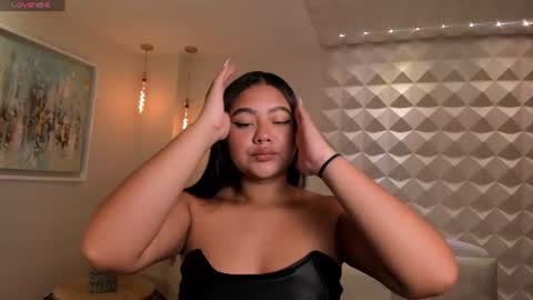 Gabriella Lee online show from July 19, 2026, 11:14 am