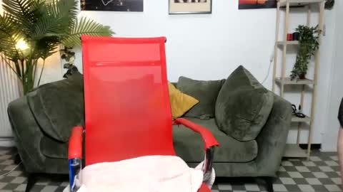 Gabrielle online show from June 14, 2026, 2:46 am