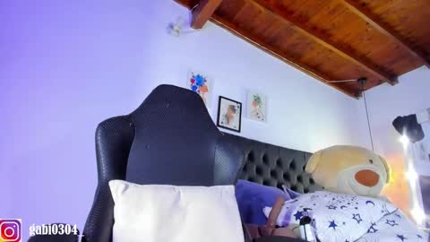 Snapshot of gabriiieela_ chatting on February 22, 2025, 6:17 am Sara online show from February 22, 2025, 6:17 am