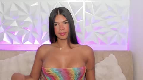 Gabriela  online show from February 19, 2026, 12:28 am