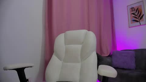 gaby online show from April 28, 2026, 7:19 pm