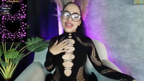 Snapshot of gaby_montiel chatting on November 20, 2025, 2:56 am online show from November 20, 2025, 2:56 am