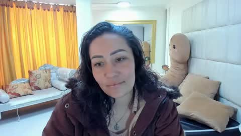 Snapshot of gaby_trent chatting on March 8, 2025, 1:47 pm gabriela online show from March 8, 2025, 1:47 pm