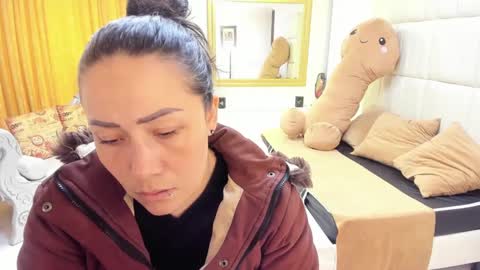 Snapshot of gaby_trent chatting on October 14, 2025, 2:07 pm gabriela online show from October 14, 2025, 2:07 pm