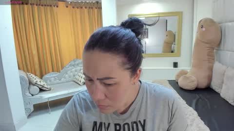 Snapshot of gaby_trent chatting on March 25, 2026, 4:46 pm gabriela online show from March 25, 2026, 4:46 pm