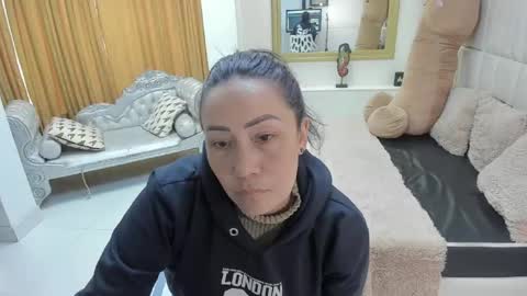Snapshot of gaby_trent chatting on April 28, 2026, 5:40 pm gabriela online show from April 28, 2026, 5:40 pm
