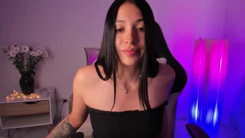 Snapshot of gaby_yummy chatting on March 7, 2025, 10:10 pm Gabriela online show from March 7, 2025, 10:10 pm