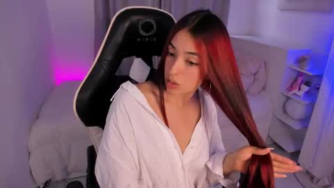 Snapshot of gaby_yummy chatting on June 3, 2026, 4:45 pm Gabriela online show from June 3, 2026, 4:45 pm