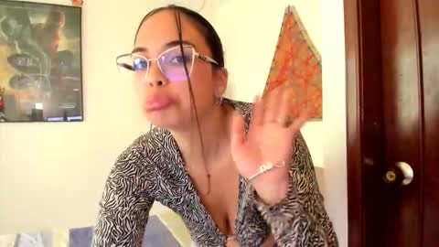 Snapshot of gabyaridiii chatting on March 7, 2026, 7:11 pm gabyaridiii online show from March 7, 2026, 7:11 pm