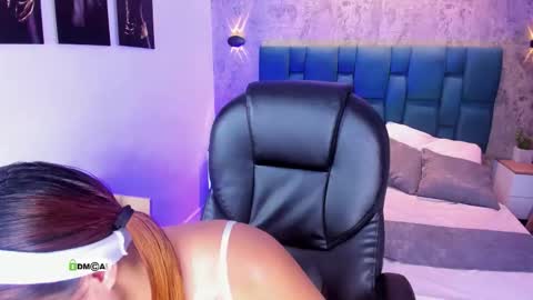 Snapshot of gabyjackson1 chatting on November 19, 2025, 12:27 pm Gaby Jackson1 online show from November 19, 2025, 12:27 pm