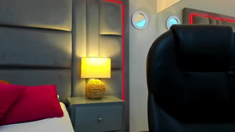 gabymoreau online show from January 17, 2026, 7:50 pm