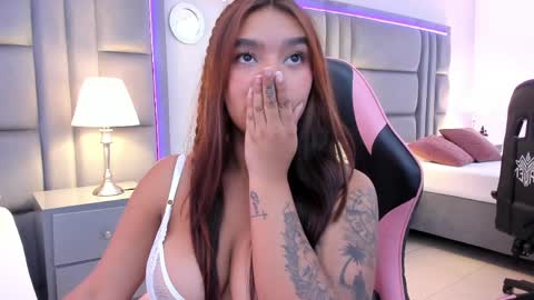 Snapshot of gabymoreau chatting on May 13, 2026, 8:06 pm gabymoreau online show from May 13, 2026, 8:06 pm