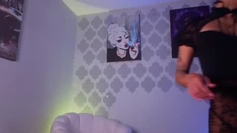 Snapshot of gabypetit chatting on July 4, 2026, 11:49 am Gaby online show from July 4, 2026, 11:49 am