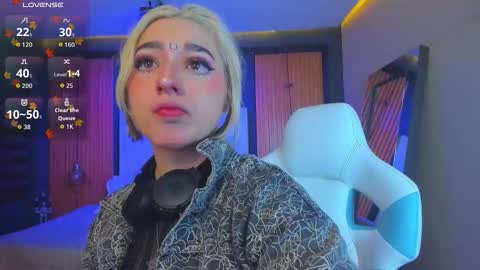 gabyrose9 online show from November 11, 2025, 11:43 am