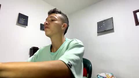 Snapshot of gadiel_sex chatting on April 8, 2026, 10:59 am gadiel_sex online show from April 8, 2026, 10:59 am