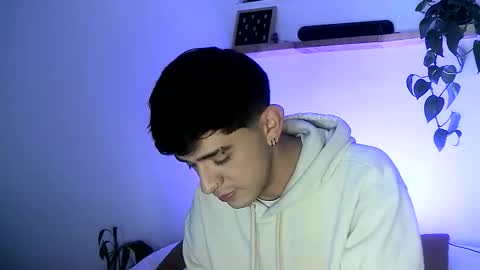 Gael Garca online show from March 5, 2026, 4:19 am