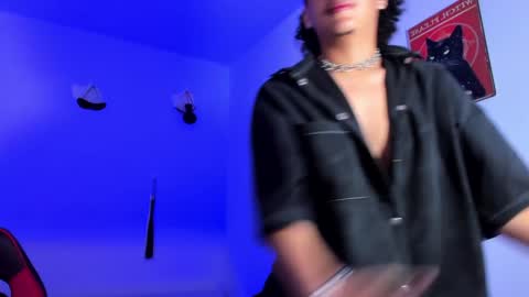 Snapshot of gaeloconner chatting on December 21, 2024, 5:03 am Gael Conner online show from December 21, 2024, 5:03 am