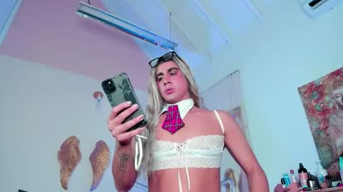 Gael online show from February 26, 2026, 1:15 am