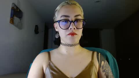 Gaia Plath online show from March 4, 2026, 12:49 am