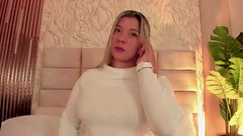 gaia_stonne online show from July 8, 2026, 12:31 pm