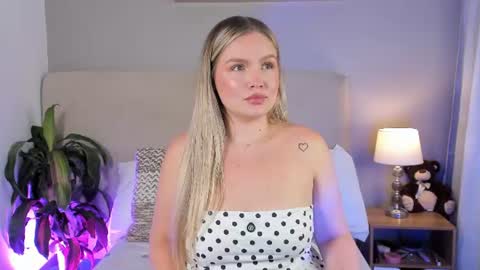 Gaia Baker  online show from July 30, 2026, 2:05 pm
