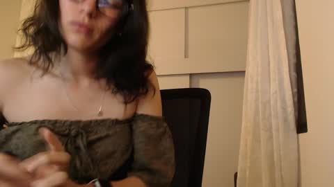 gaitan4 online show from February 25, 2026, 11:47 pm