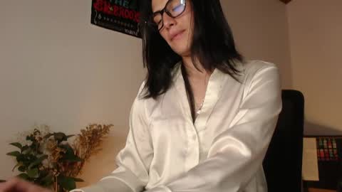 Snapshot of gaitan4 chatting on April 22, 2026, 11:17 pm gaitan4 online show from April 22, 2026, 11:17 pm