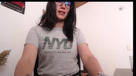 Snapshot of gaitan4 chatting on April 28, 2026, 9:42 pm gaitan4 online show from April 28, 2026, 9:42 pm