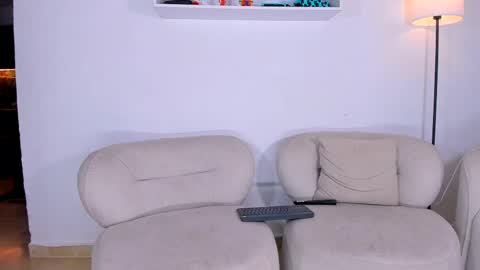 Snapshot of gal_stone_ chatting on May 14, 2026, 12:06 am gal_stone_ online show from May 14, 2026, 12:06 am