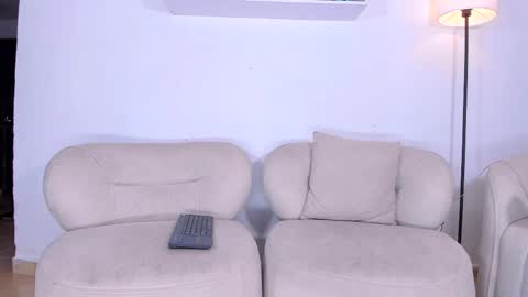 Snapshot of gal_stone_ chatting on May 15, 2026, 1:23 am gal_stone_ online show from May 15, 2026, 1:23 am