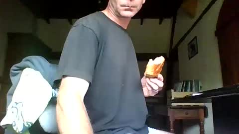 Snapshot of galantman71 chatting on June 4, 2026, 8:53 am galantman71 online show from June 4, 2026, 8:53 am