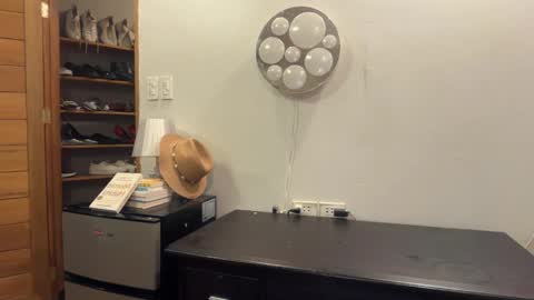 Snapshot of galileii chatting on March 26, 2026, 1:17 pm galileii online show from March 26, 2026, 1:17 pm