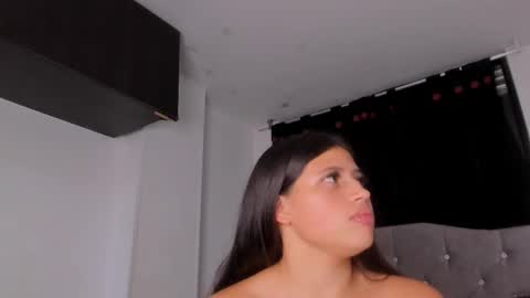 Snapshot of game_with_lesbians_ chatting on October 17, 2025, 11:29 pm game with lesbians online show from October 17, 2025, 11:29 pm